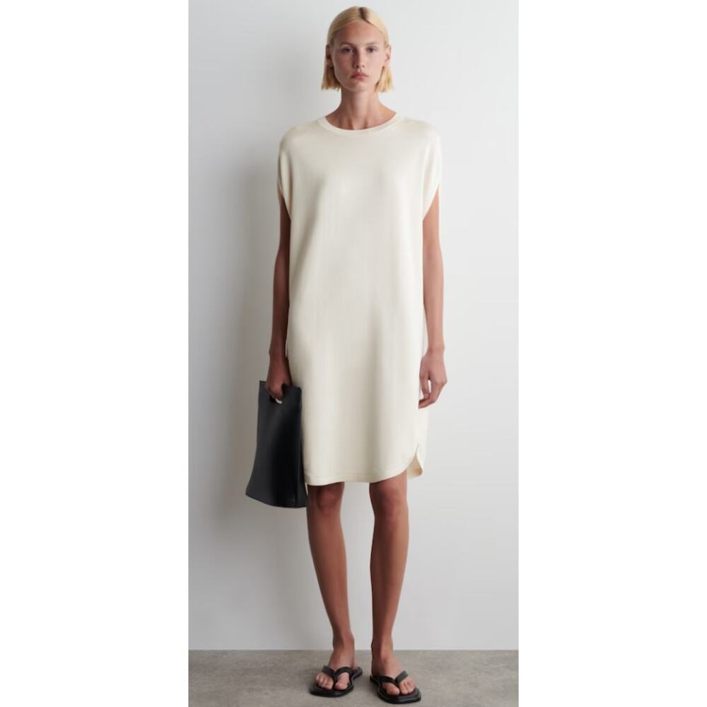COS CIRCLE-CUT KNIT DRESS